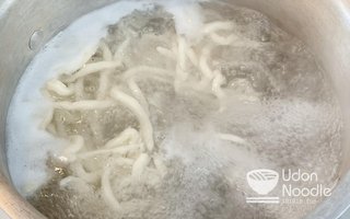 手打ちうどん麺の茹で方