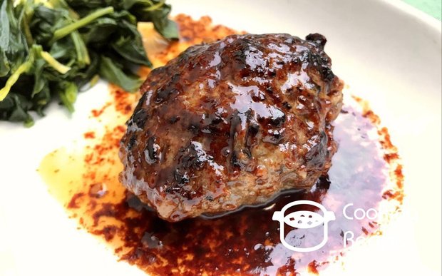 絶対ジューシー!肉汁を逃がさないハンバーグの焼き方・レシピ